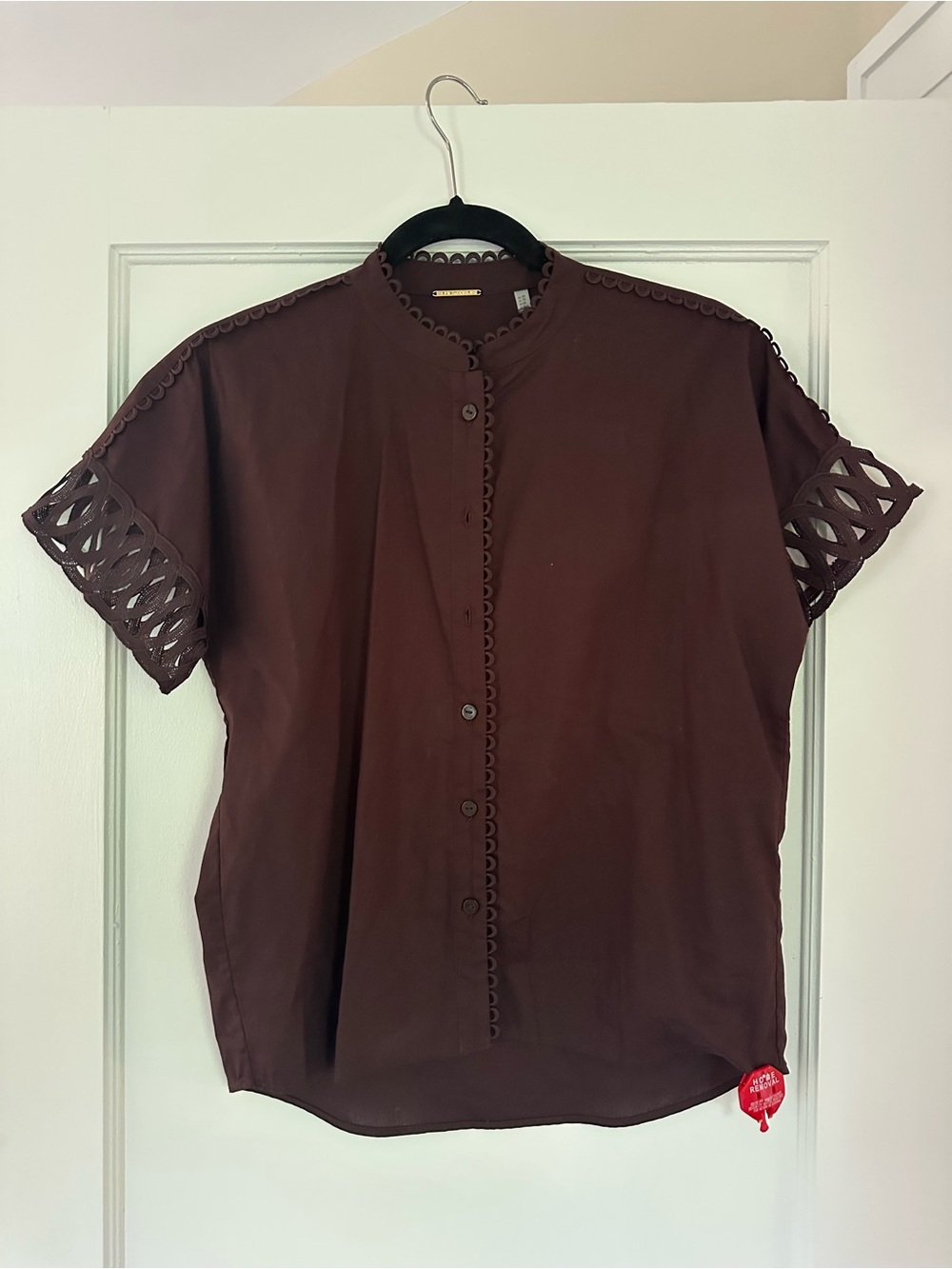 Elie Tahari Burgundy Brown Short Sleeve Button-Down Shirt with Cutout Sleeve